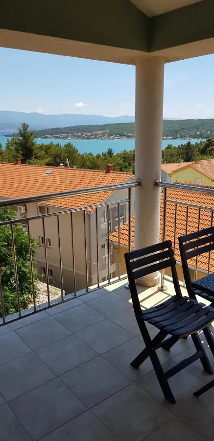 Tiki Tita Apartman Čižići アパート
